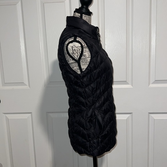 Athleta Vest - Picture 5 of 7